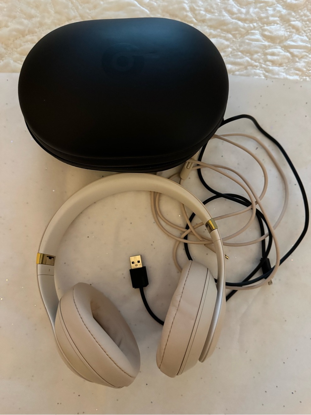 Beats by Dre Noise Cancel Over-Ear Wireless Headphones in Cream w/Gold Accents